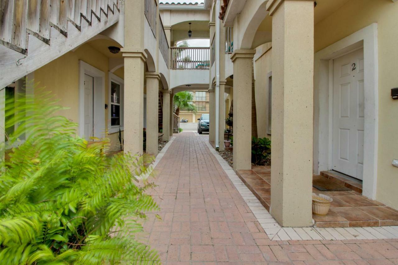 Golden Gate Getaway Apartment Pulau Padre Selatan Bagian luar foto