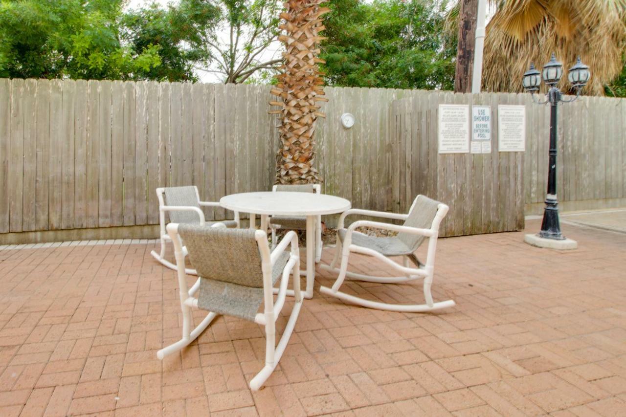 Golden Gate Getaway Apartment Pulau Padre Selatan Bagian luar foto